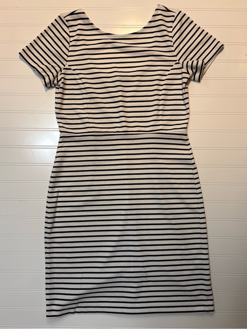 Banana Republic Women’s Black and White Striped Short Sleeve Dress
